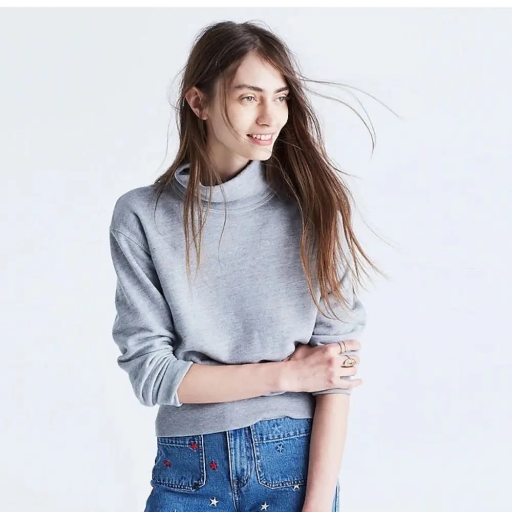 Rivet & Thread Sweatshirt - Picture 2 of 8